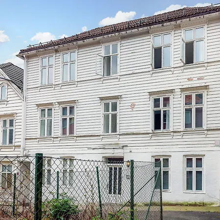 Mi Casa Tu Casa - St * Bergen